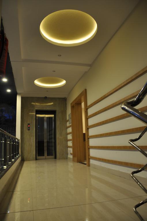 Athidi Grand Hotel Visakhapatnam Room photo