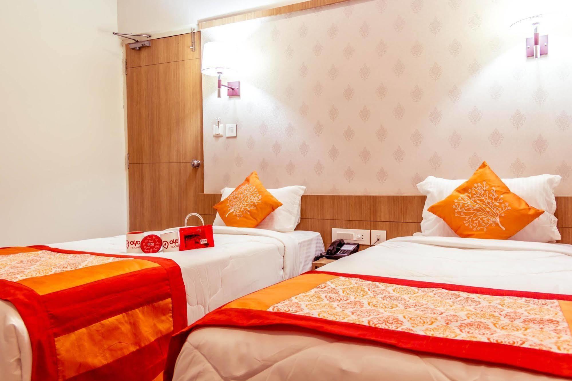 Athidi Grand Hotel Visakhapatnam Exterior photo